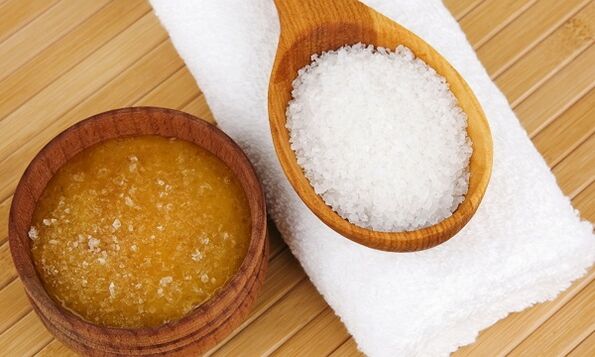 Mierea și sarea utilizate pentru tratarea osteoartritei genunchiului
